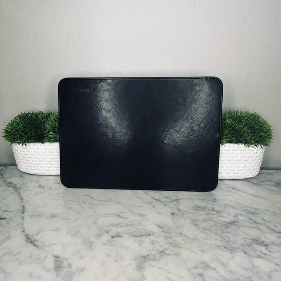 Hypergear Wireless Charging Mouse Pad 14594 - Picture 1 of 4